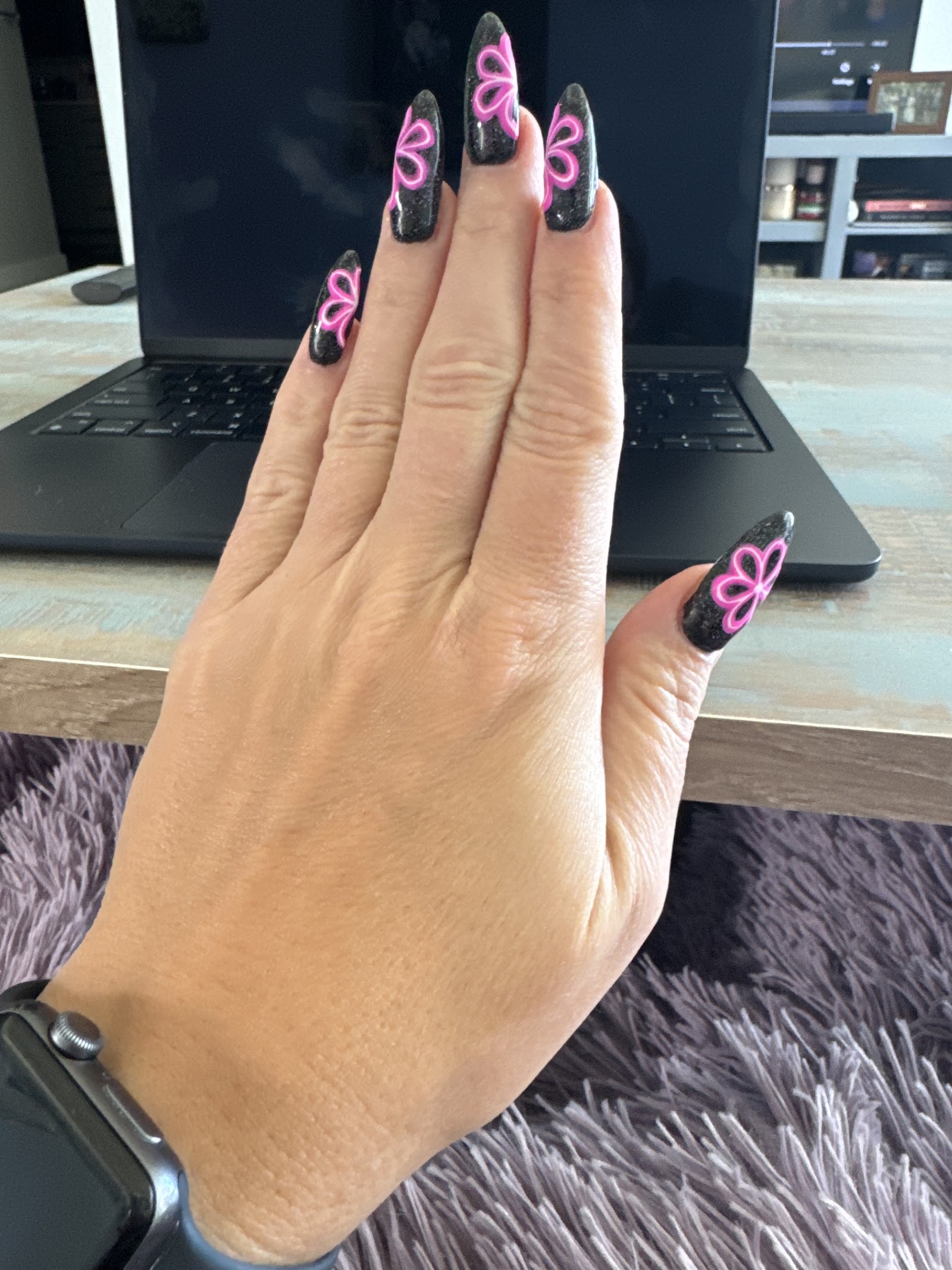 Nailology nail photo 4